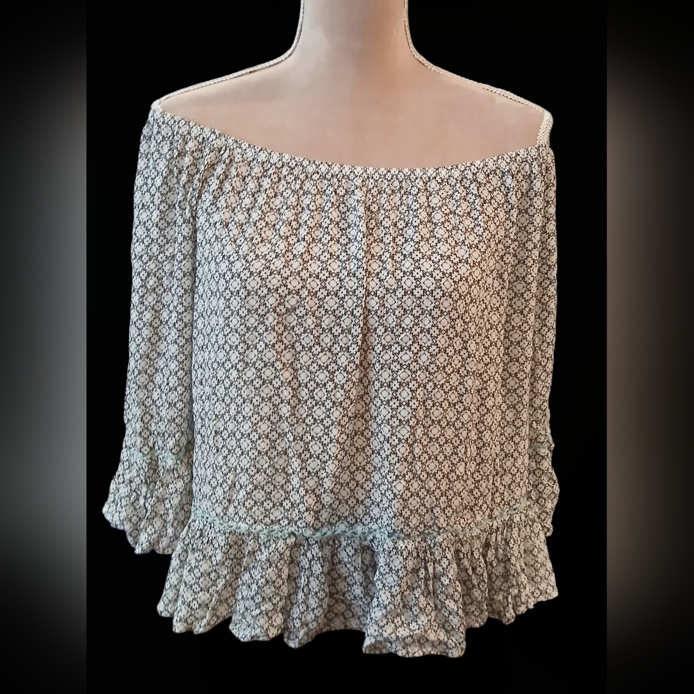 Democracy Off Shoulder Bell Sleeves Black White Blouse Womans Medium